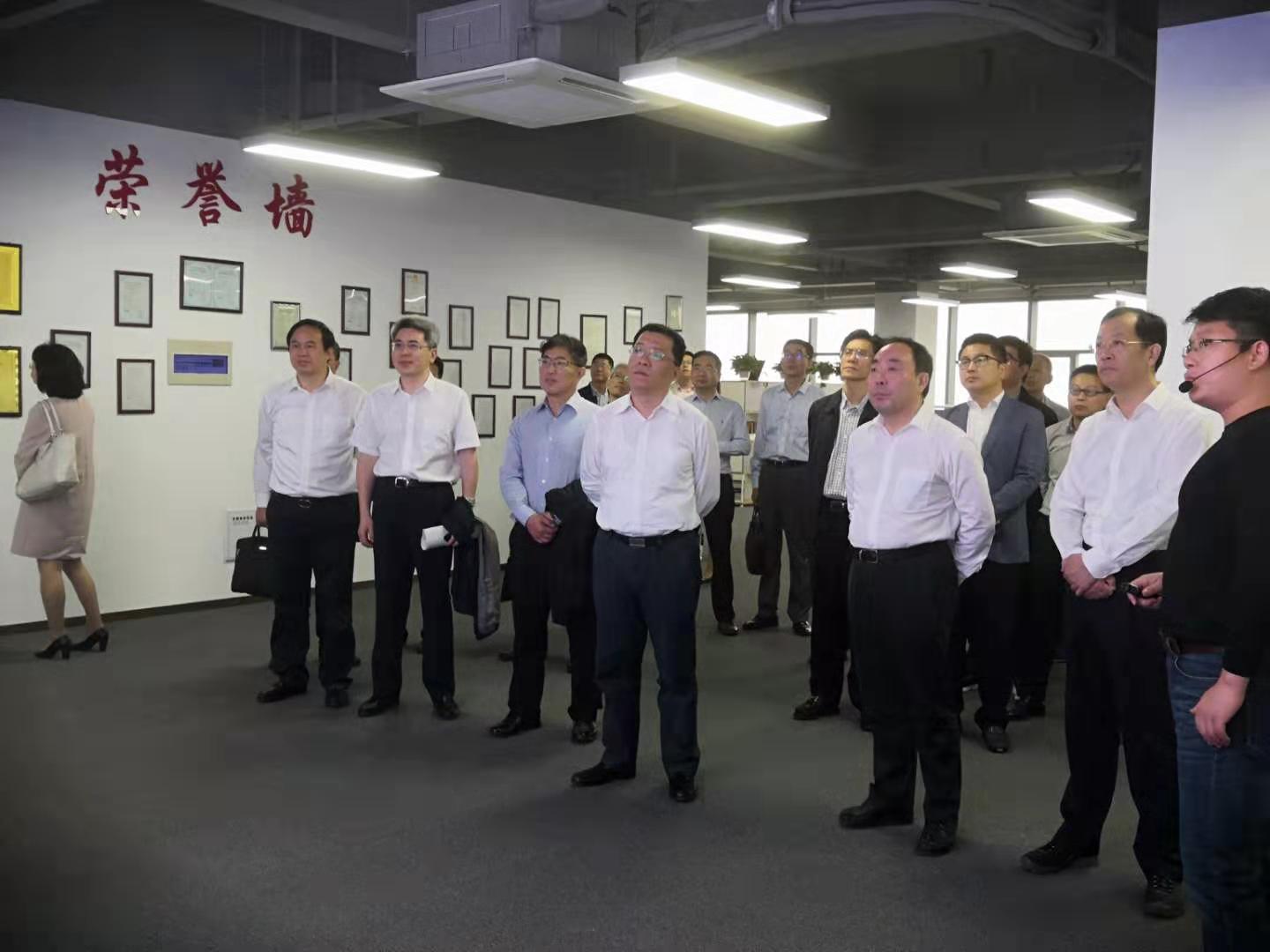 常州市市長、市委副書記都來了，他們在看什么？